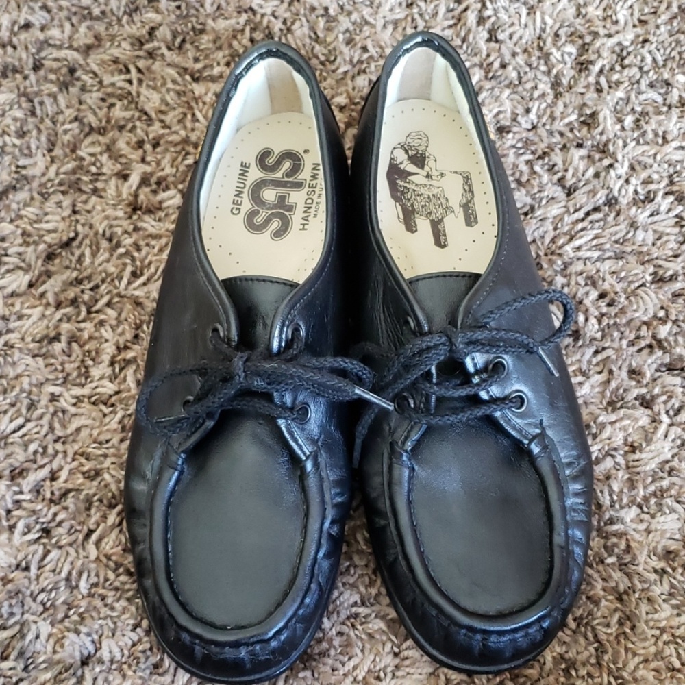 💌 3/35 SAS shoes size 6.5 M